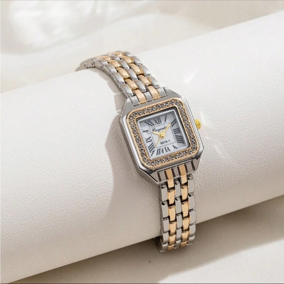 Other - Luxurious Two Tone Chain Diamond Square Face Wrist Watch OS New